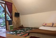 ห้องนอน 7 Curug Batu Gede Cisuren Camping Ground