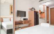 Kamar Tidur 2 Minimalist and Comfortable Studio Apartment at Woodland Park Residence By Travelio