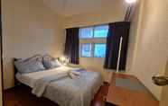 Bedroom 4 3 Bedrooms Apartment @ Wayton Court