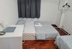 Bedroom 6 3 Bedrooms Apartment @ Wayton Court