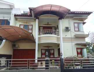 Luar Bangunan 2 Guest House Griya Adevita Palagan