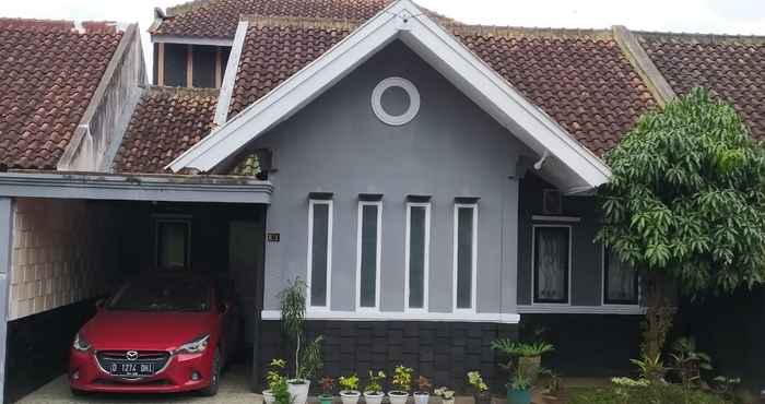 Exterior HOMESTAY VAYA FAMILY