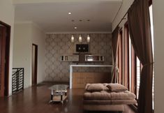 Ruang untuk Umum 6 Villa Safaroni M-31 By Kusuma Estate