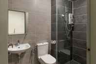 In-room Bathroom Utropolis Urbano at Glenmarie Shah Alam