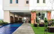 Kolam Renang 6 Nice and Fancy Studio Apartment at B Residence By Travelio