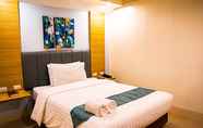 Bilik Tidur 5 CHAMBRE HOTEL MACTAN