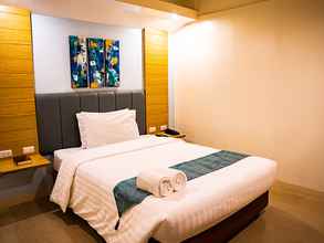 Kamar Tidur 4 CHAMBRE HOTEL MACTAN