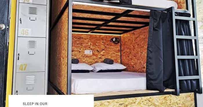 ห้องนอน The Cocoon Capsule Hotel