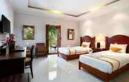 Kamar Tidur 4 Vila Shanti Beach Hotel