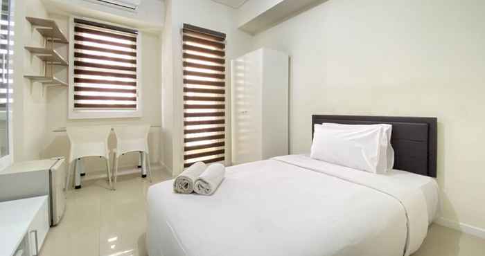 Bedroom Spacious and Cozy Studio at Parahyangan Residence By Travelio