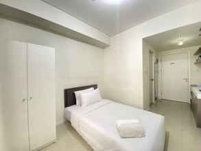 Bedroom 4 Spacious and Cozy Studio at Parahyangan Residence By Travelio