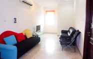 Common Space 2 Homey and Warm 1BR The Bellezza Apartment By Travelio