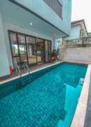 SWIMMING_POOL Platinum Dago Resort Villa 15pax With Private Pool Bandung