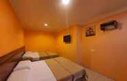 Kamar Tidur 7 Highway Budget Hotel