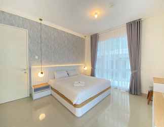 Bedroom 2 Minimalist and Deluxe 1BR at Pine Tree Resort Condominium By Travelio