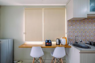 Khu vực công cộng 4 Elegant Wide View Studio at LRT City Jatibening Apartment By Travelio