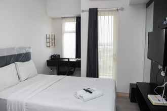 Bedroom 4 Minimalist and Simply Studio at Springlake Summarecon Bekasi Apartment By Travelio