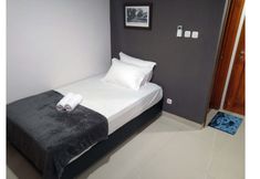 Kamar Tidur 2 House of NIR Female Only