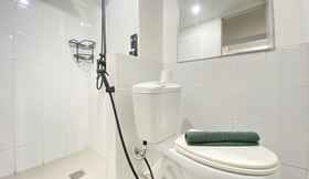 In-room Bathroom 5 Well Furnished and Modern 2BR at Jarrdin near Cihampelas Walk By Travelio