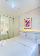 BEDROOM Spacious and Minimalist 1BR Apartment at Parahyangan Residence By Travelio