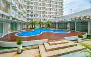 Swimming Pool 2 Skyland Sentul Tower Apartment