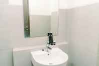 In-room Bathroom Comfy and Minimalist Studio at Bintaro Icon Apartment By Travelio