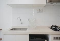 Ruang untuk Umum 4 Studio Apartment with Cozy Design at Sky House BSD Apartment By Travelio