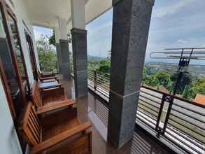 Nearby View and Attractions 4 Villa Nyampay 23