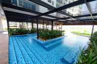 Kolam Renang 5 Pax Modern Studio @Setia City