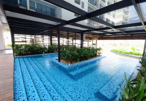 Swimming Pool 5 Pax Modern Studio @Setia City