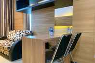 Ruang Umum Strategic and Nice 1BR at Sky Terrace Apartment By Travelio