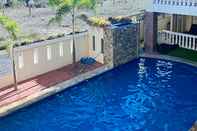 Kolam Renang RedDoorz @ Casa Trias Beach Resort Morong Bataan
