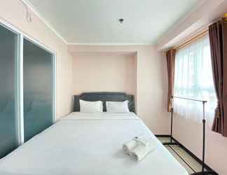 Kamar Tidur 2 Luxurious Classic 1BR Apartment at Gateway Pasteur Bandung By Travelio