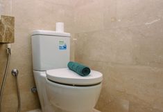 In-room Bathroom 4 Comfy and Great Deal Studio at Menteng Park Apartment By Travelio
