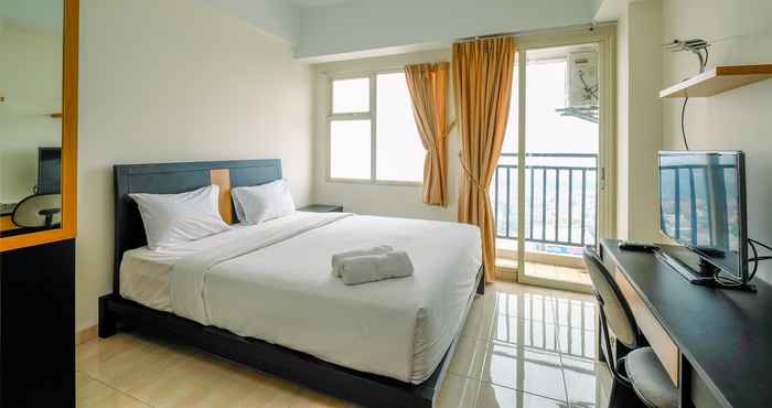 Kamar Tidur Comfort Living and Simply Studio Room at Margonda Residence 3 Apartment By Travelio