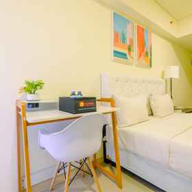Bedroom 1 Homey and Simply Studio Meikarta Apartment By Travelio, Hotel Dinas Kependudukan dan Catatan Sipil Kabupaten Bekasi 1