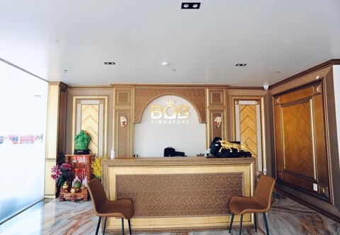 Lobby B.O.B Signature Hotel