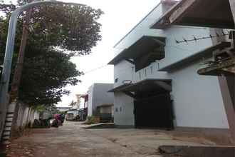 Exterior Kost ST 29 (Male Only)