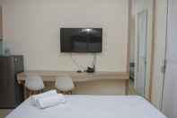 Common Space Fully Furnished with Comfortable Design Studio Apartment at Menteng Park By Travelio