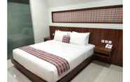 Kamar Tidur 7 Triple 8 The Riverside Resort