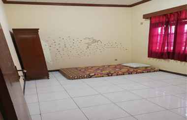 Kamar Tidur 2 Fizafa Residence