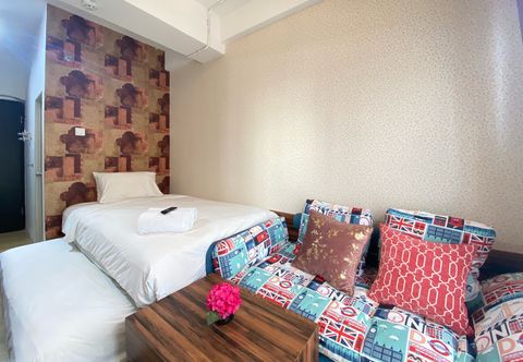 Bilik Tidur Scandinavian Studio Room Apartment at Grand Asia Afrika By Travelio