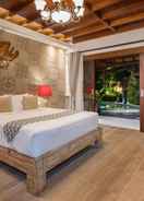 BEDROOM  Villa SoDe Balangan by Nagisa Bali