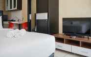 Ruang Umum 2 Comfy and Fancy Studio Apartment at M-Town Residence By Travelio