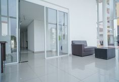 Lobby 2 Apartment Aeropolis by Omic Room