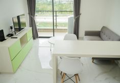 Common Space 3 Fully Furnished with Modern Design 2BR Apartment at Sky House BSD By Travelio