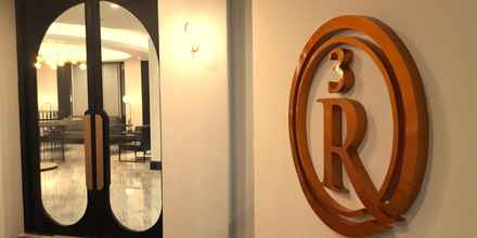 Bangunan 4 Three R Hotel