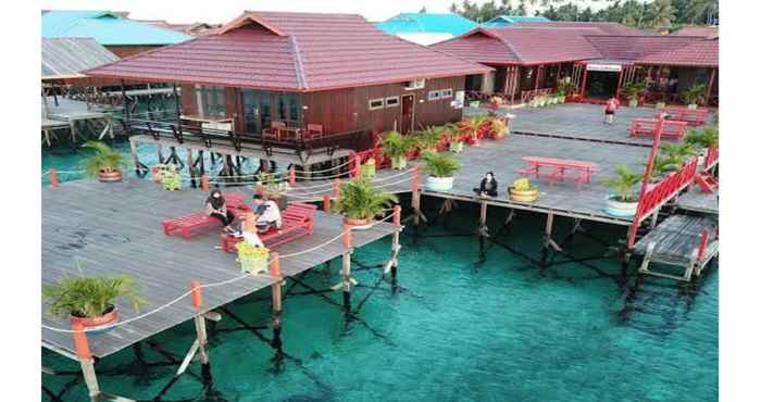 ภายนอกอาคาร Reza Cottage Derawan