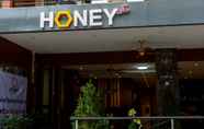 Luar Bangunan 3 Honey Inn Hotel 