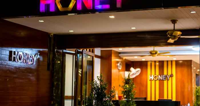 ภายนอกอาคาร Honey Inn Hotel 